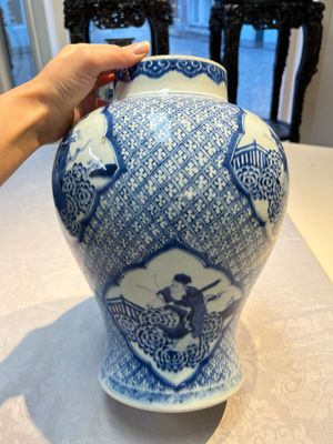 A Chinese blue and white 'Eight Immortals' vase, Kangxi — photo 2