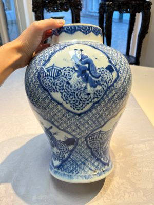 A Chinese blue and white 'Eight Immortals' vase, Kangxi — photo 3
