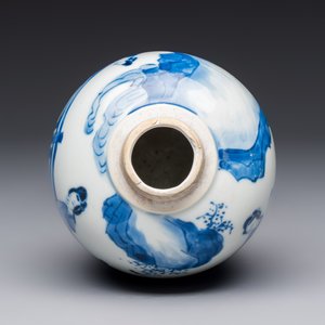A Chinese blue and white 'Elegant Beauties' tea caddy and cover, artemisia leaf mark, Kangxi — photo 5