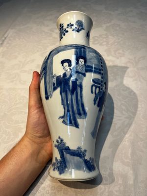 A Chinese blue and white 'Elegant Beauties' vase, Jiajing mark, Kangxi — 照片 2