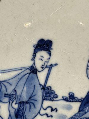 A Chinese blue and white 'Elegant Ladies in a Garden' dish, Qianlong — 照片 7