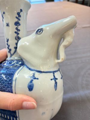 A Chinese blue and white 'elephant' kendi, Wanli — photo 10