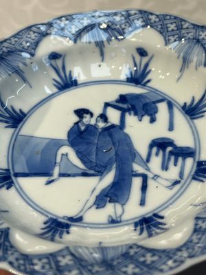 A Chinese blue and white 'Erotic Subject' saucer, Chenghua mark, Kangxi — photo 4