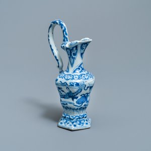 A Chinese blue and white ewer after a European silver example, Kangxi — 照片 1