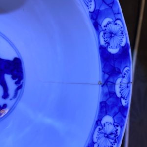 A Chinese blue and white ewer and a 'tiger' bowl, Kangxi mark and of the period — photo 11