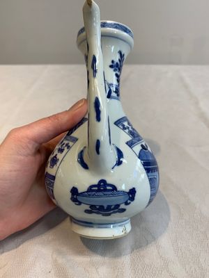 A Chinese blue and white ewer and cover, Kangxi — foto 10