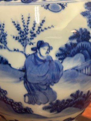 A Chinese blue and white ewer with figures in a landscape, Transitional period — photo 14