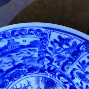 A Chinese blue and white figurative panel bowl, Wanli — photo 15