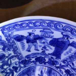 A Chinese blue and white figurative panel bowl, Wanli — photo 10