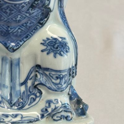 A Chinese blue and white figure of a Daoist deity — photo 14