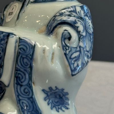 A Chinese blue and white figure of a Daoist deity — photo 16