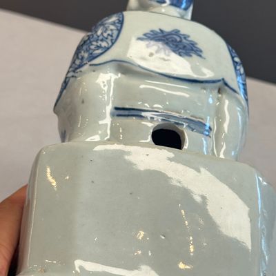 A Chinese blue and white figure of a Daoist deity — photo 20