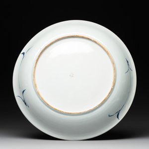 A Chinese blue and white 'fine landscape' dish, Yongzheng — photo 2