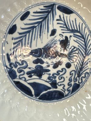A Chinese blue and white 'Fish' plate, Chenghua mark, Tianqi — photo 6