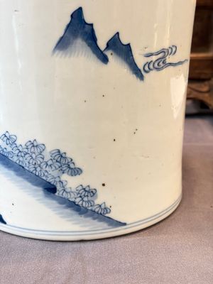 A Chinese blue and white 'Fisherman' brush pot, 20th C. — photo 9