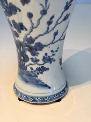 A Chinese blue and white five-piece garniture with birds among flowering branches, Qianlong — photo 20