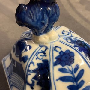 A Chinese blue and white five-piece garniture with boys and ladies, Kangxi — photo 25