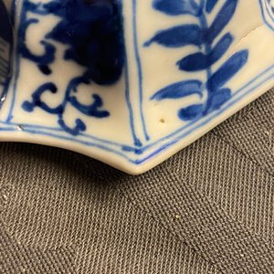 A Chinese blue and white five-piece garniture with boys and ladies, Kangxi — photo 27
