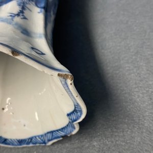 A Chinese blue and white five-piece 'landscape' garniture, Kangxi — 照片 21