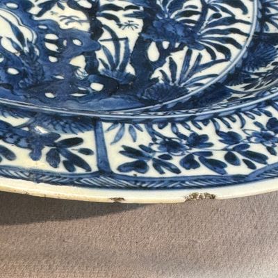 A Chinese blue and white 'Floral' dish and a 'Phoenix' serving dish — photo 25