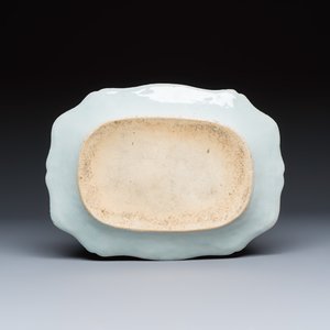 A Chinese blue and white 'Floral' dish and a 'Phoenix' serving dish — photo 5
