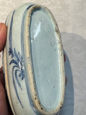 A Chinese blue and white 'Flying horse' betel nut box and cover, Wanli — 照片 4