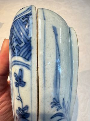 A Chinese blue and white 'Flying horse' betel nut box and cover, Wanli — 照片 6