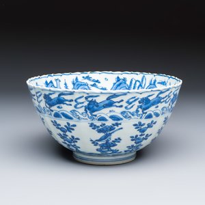 A Chinese blue and white 'Flying Horses and Landscapes' bowl — photo 1