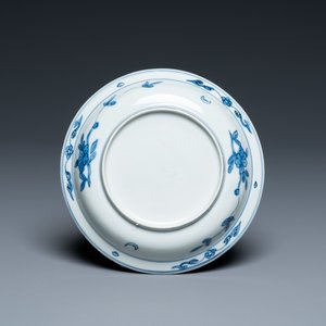 A Chinese blue and white 'frog' dish, Jiajing or Wanli — photo 2