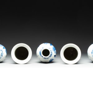 A Chinese blue and white garniture of five vases with river landscapes, 19th C. — photo 5