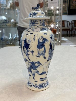 A Chinese blue and white garniture of four vases with figural design, Kangxi mark, 19th C. — photo 31