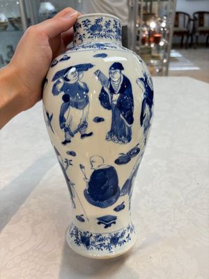 A Chinese blue and white garniture of four vases with figural design, Kangxi mark, 19th C. — photo 35