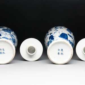 A Chinese blue and white garniture of four vases with figural design, Kangxi mark, 19th C. — photo 7