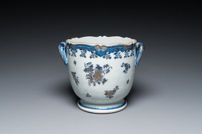 A Chinese blue and white gilt-decorated wine cooler, Qianlong