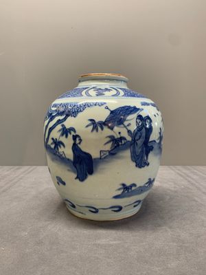 A Chinese blue and white globular vase with figures in a landscape, hare mark, Wanli — photo 1