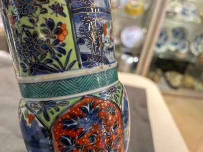 A Chinese blue and white 'gu' vase with European clobbered design, Kangxi — photo 6