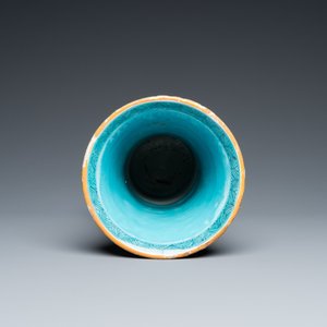 A Chinese blue and white 'gu' vase with European clobbered design, Kangxi — photo 7
