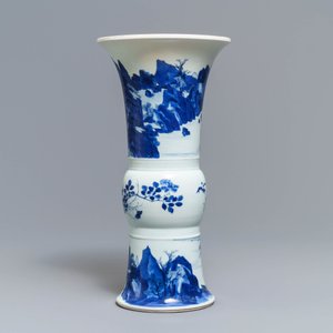 A Chinese blue and white 'gu' vase with landscape design, Kangxi mark and of the period — 照片 2