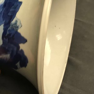 A Chinese blue and white 'gu' vase with landscape design, Kangxi mark and of the period — 照片 23
