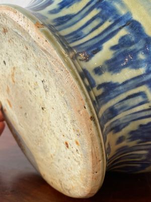A Chinese blue and white 'guan' jar with lotus scrolls, Ming — photo 9