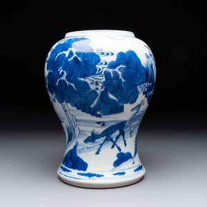 A Chinese blue and white 'He Lu Tong Chun 鶴鹿同春' vase and a wooden cover, Kangxi — 照片 3