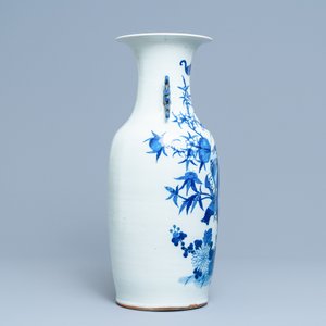A Chinese blue and white 'Hehe Er Xian' vase, 19th C. — 照片 2