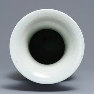 A Chinese blue and white 'Hehe Er Xian' vase, 19th C. — 照片 6
