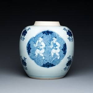 A Chinese blue and white 'Hehe Erxian' jar, Kangxi — 照片 1