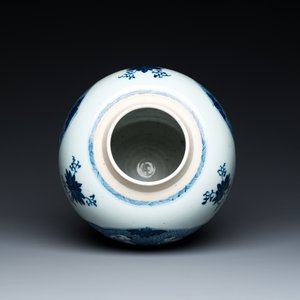 A Chinese blue and white 'Hehe Erxian' jar, Kangxi — 照片 5
