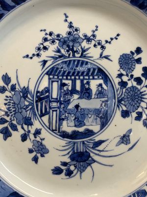 A Chinese blue and white 'heightened medallion' dish and a 'hunting' dish, Chenghua mark, Kangxi/Yongzheng — photo 3