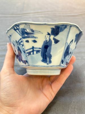 A Chinese blue and white hexagonal bowl and an octagonal bowl, Tianqi/Kangxi — foto 3