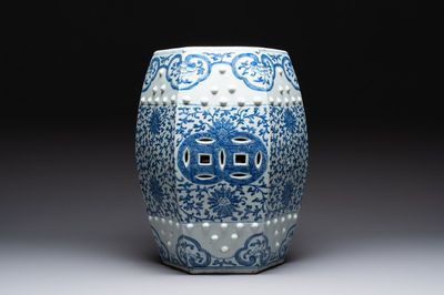 A Chinese blue and white hexagonal 'lotus scroll' garden seat, Qianlong/Jiaqing