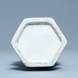 A Chinese blue and white hexagonal triple gourd vase, Kangxi — photo 8