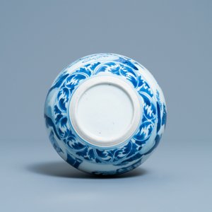 A Chinese blue and white huqqa base with a narrative design, Kangxi — 照片 6